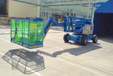 รถกระเช้าบูมลิฟท์มือหนึ่ง